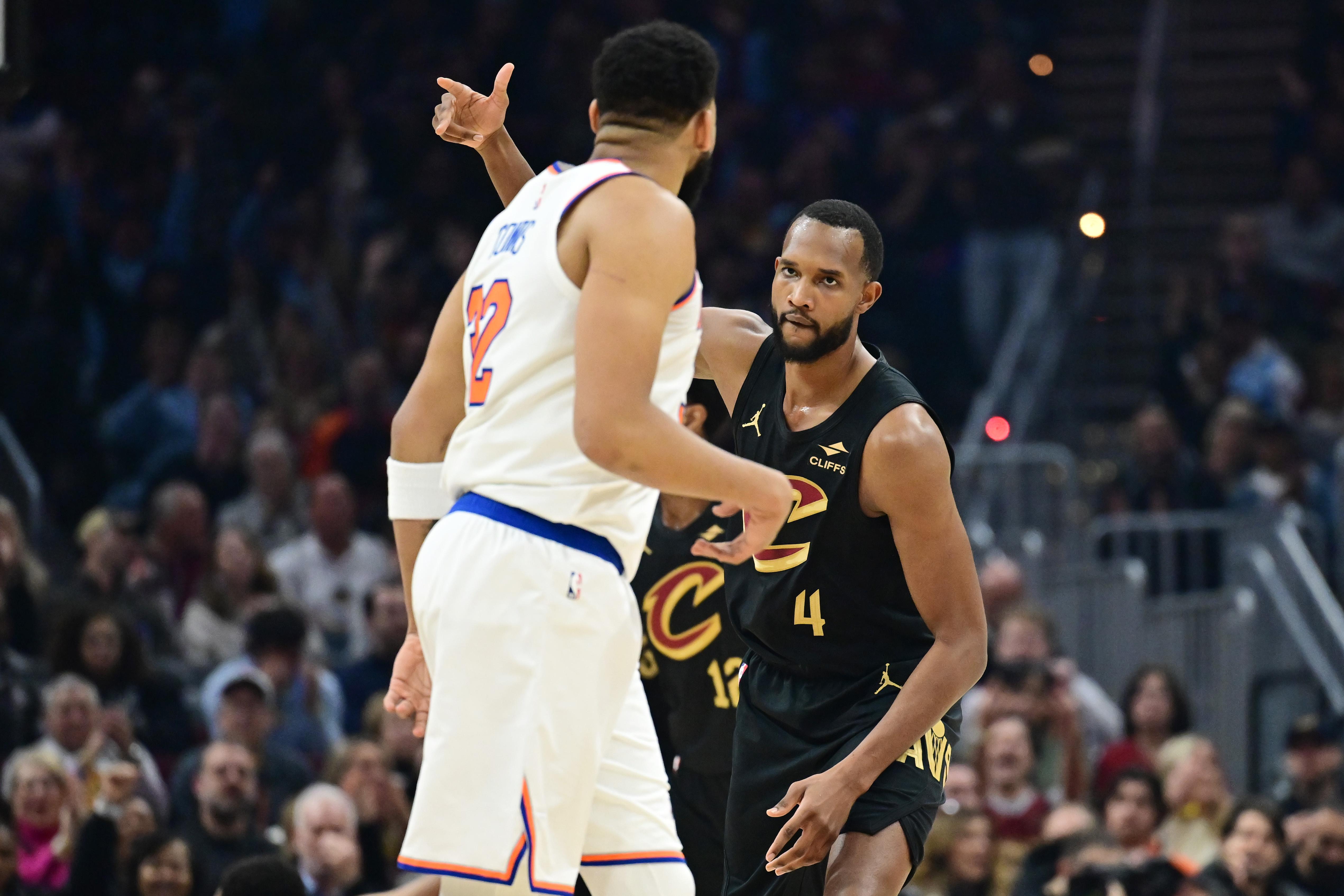 布朗担任新 布朗担任新