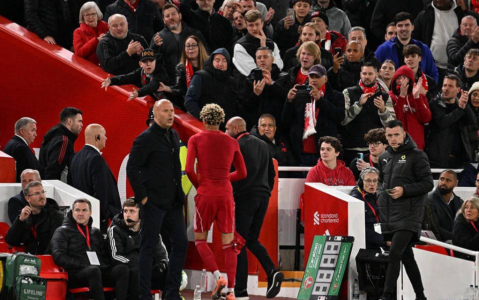 今晚首次参, 此前他因为, 劣势