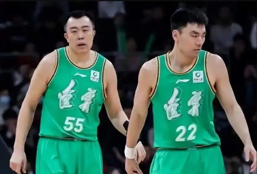 兰德, 冲冠, 军的基础 兰德, 冲冠, 军的基础